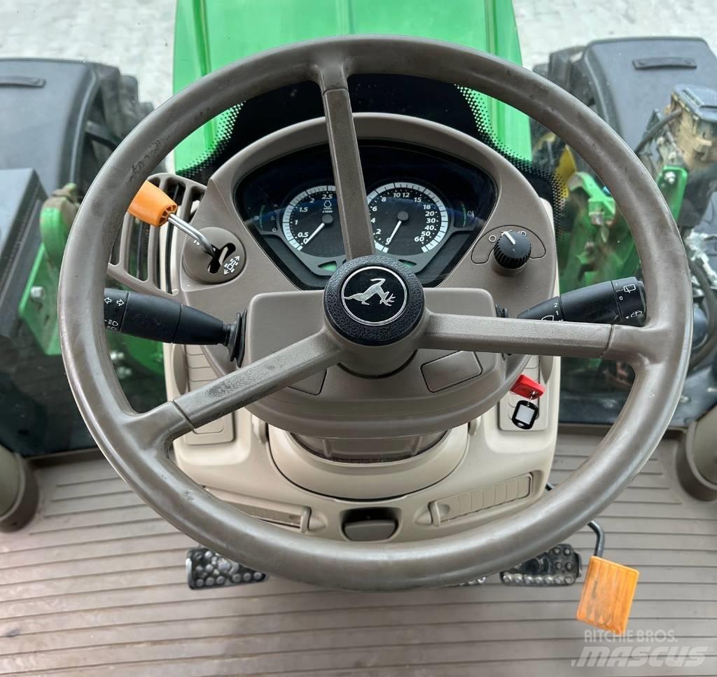 John Deere 6130 R Traktorid