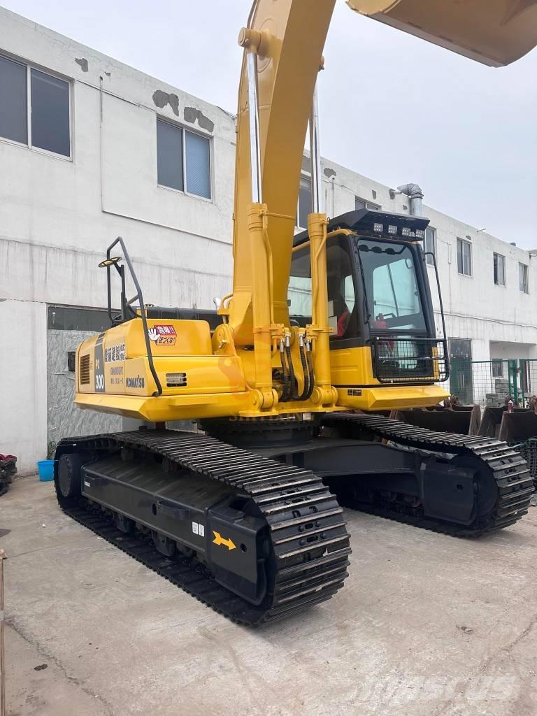 Komatsu PC 300-8 Roomikekskavaatorid