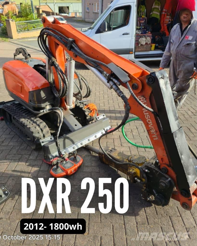 Husqvarna DXR 250 Lammutusekskavaatorid