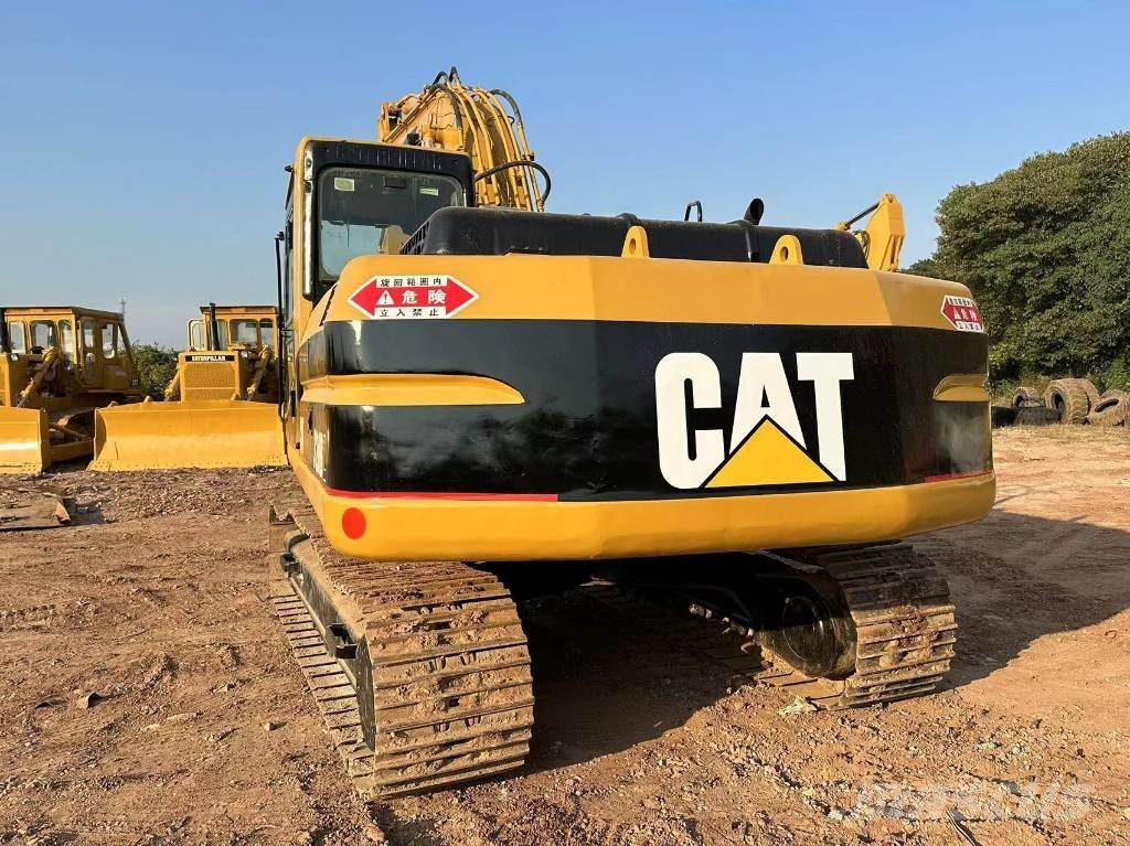 CAT 320 B Roomikekskavaatorid