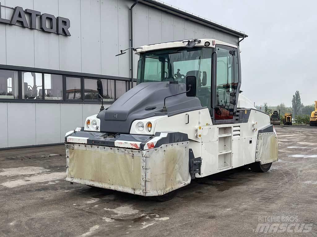 Hamm HP 280 i Pneumorehvidega rullid