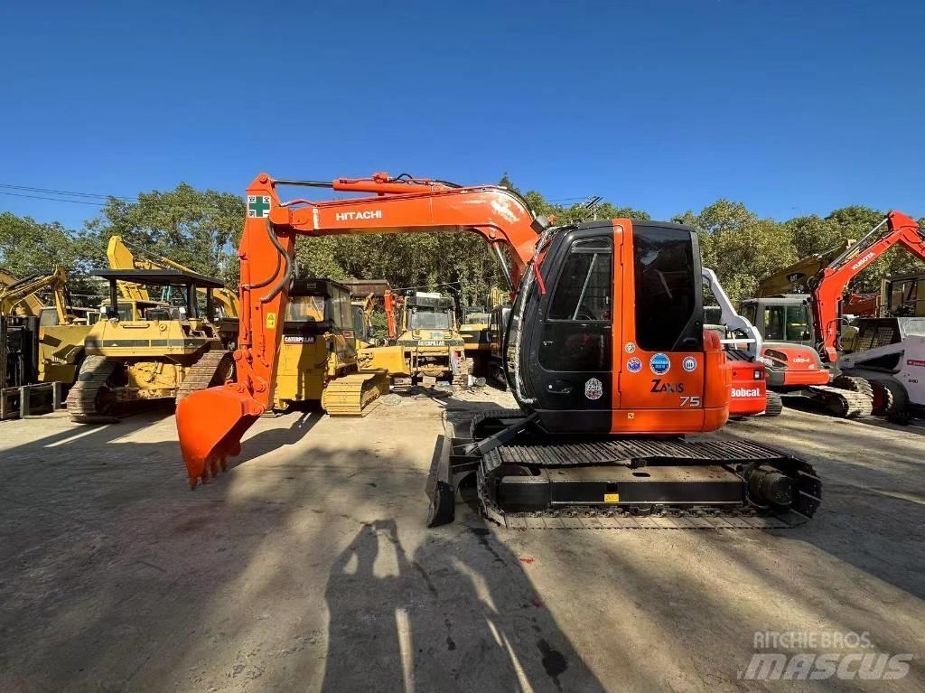 Hitachi ZX 75 Roomikekskavaatorid