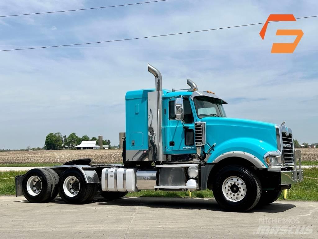 Mack Titan TD 713 Muud veokid