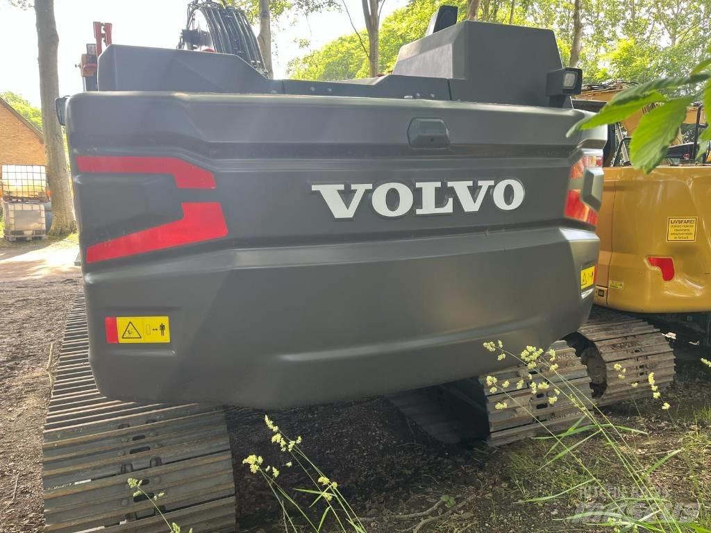 Volvo EC 300 Roomikekskavaatorid