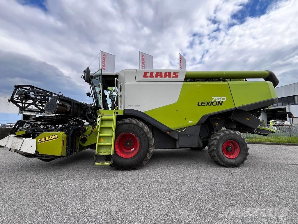 CLAAS Lexion 750 Teraviljakombainid