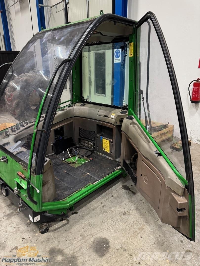 John Deere 1470D Kabiinid