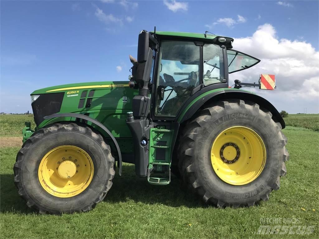 John Deere 6250R Traktorid