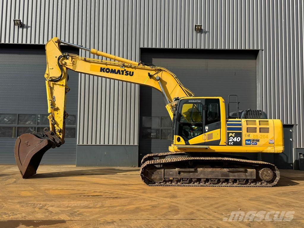 Komatsu PC240LC-10 Roomikekskavaatorid