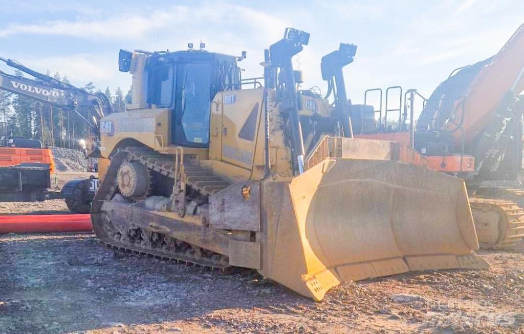 CAT D 8 T Buldooserid