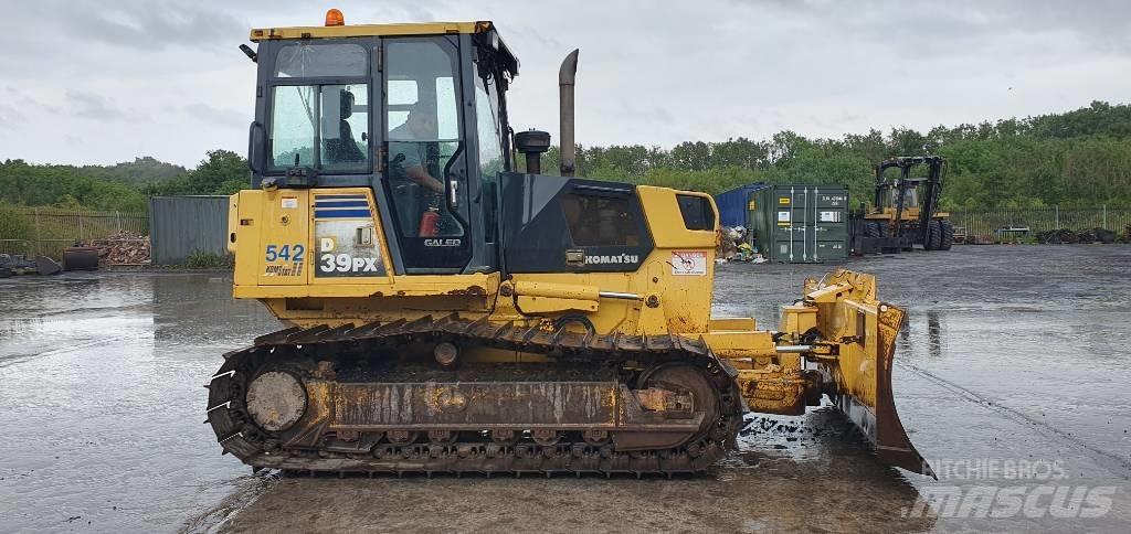 Komatsu D 39 PX-21 A Buldooserid