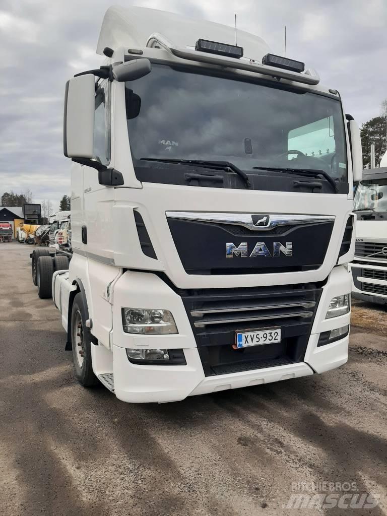 MAN TGX 26.500 Raamautod