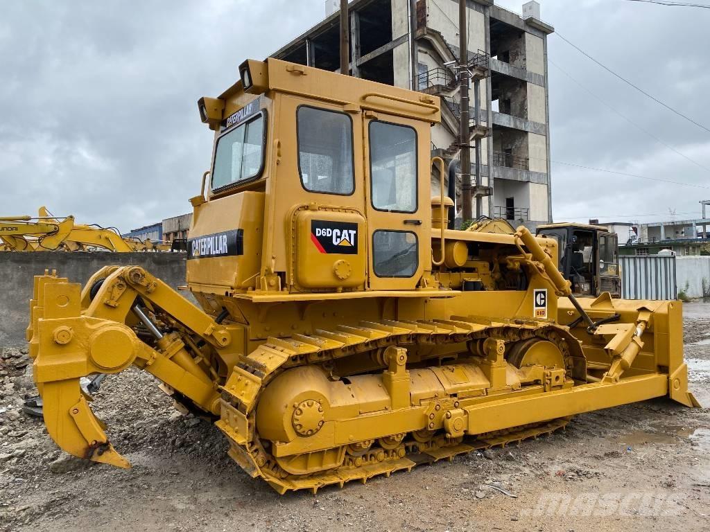 CAT D 6 D Buldooserid