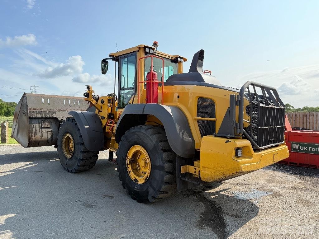 Volvo L 120 H Rataslaadurid