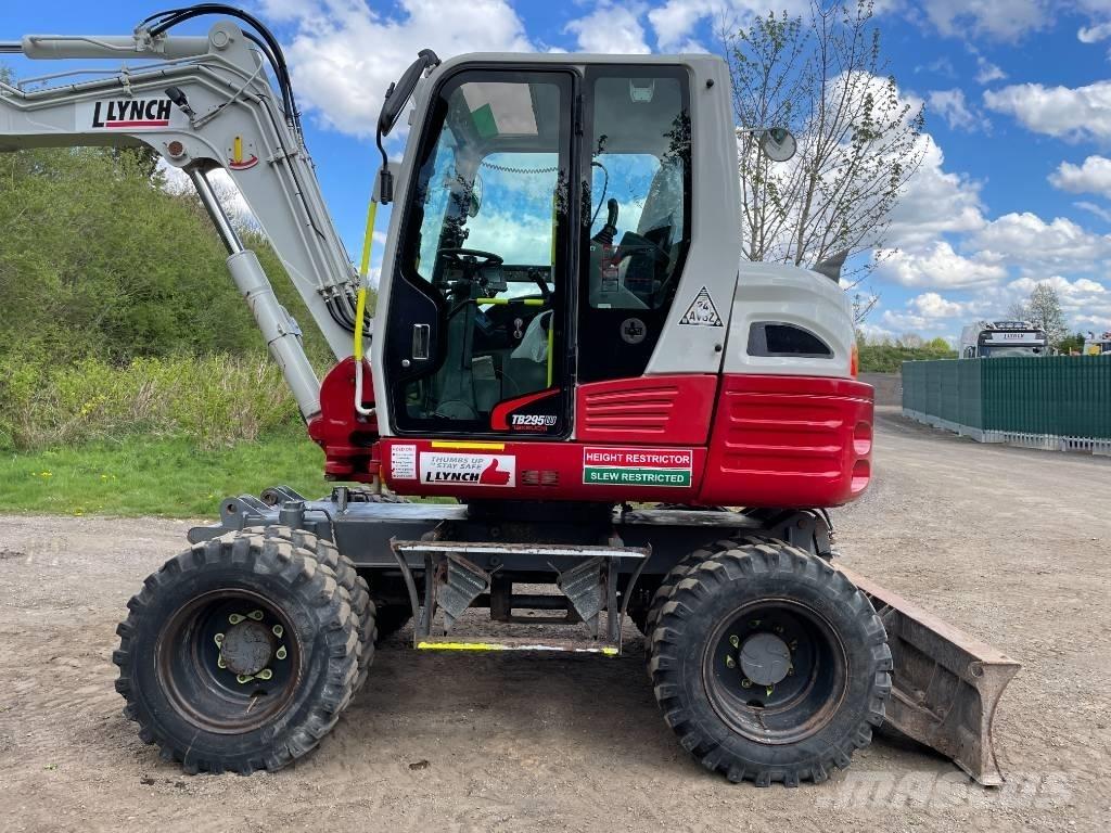 Takeuchi TB 295 W Ratasekskavaatorid