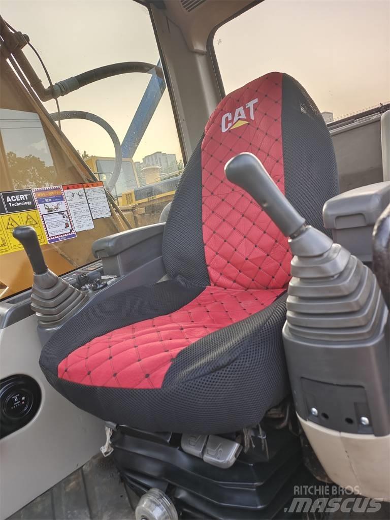 CAT 320 C L Roomikekskavaatorid
