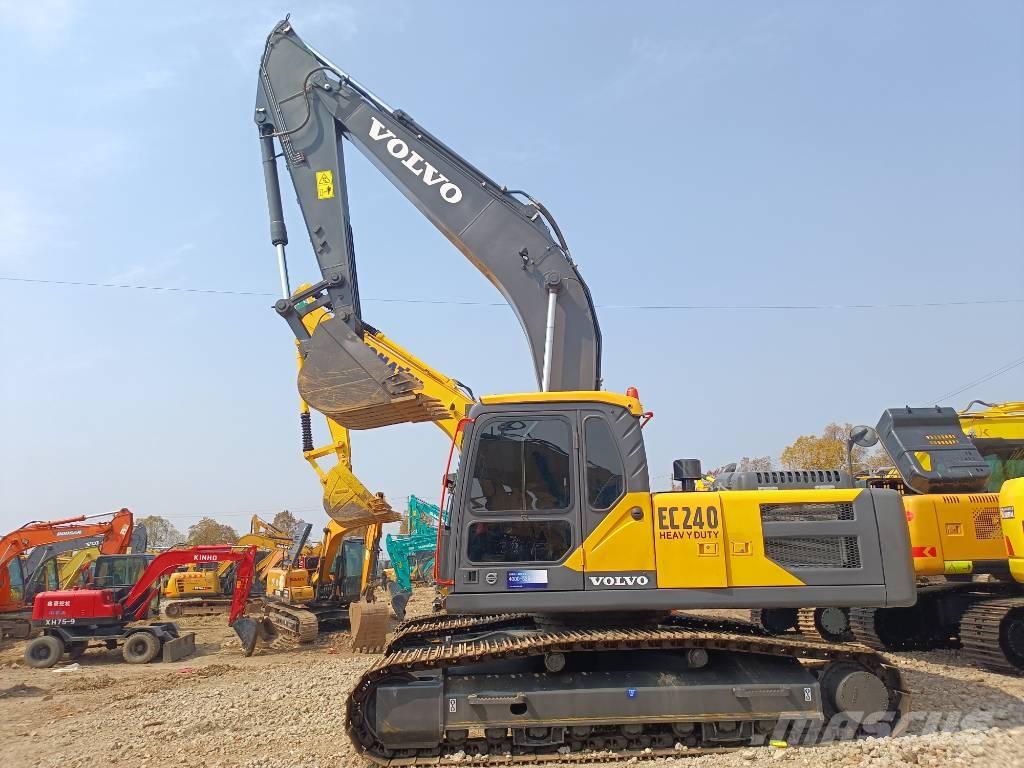 Volvo EC 240 Roomikekskavaatorid