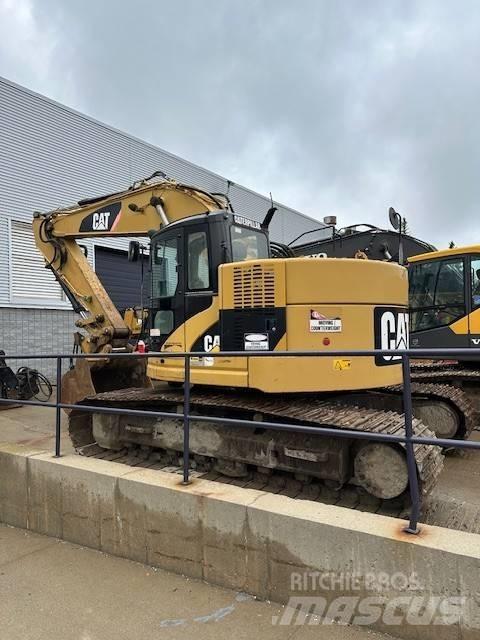 CAT 321 D LCR Roomikekskavaatorid