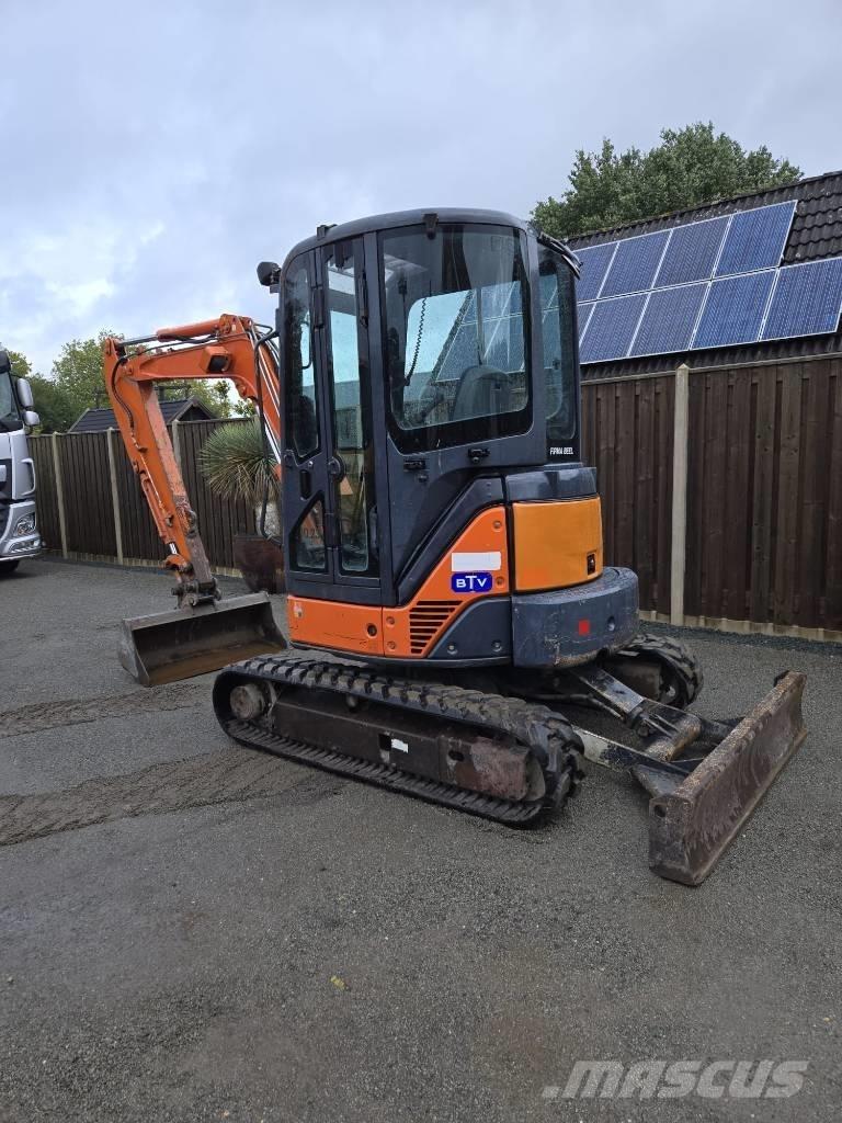 Hitachi ZX 35 U-2 Miniekskavaatorid < 7 t