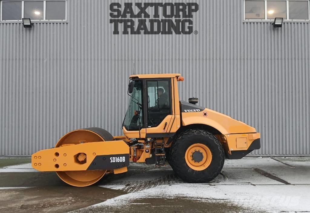 Volvo SD160 B, Vält Pneumorehvidega rullid