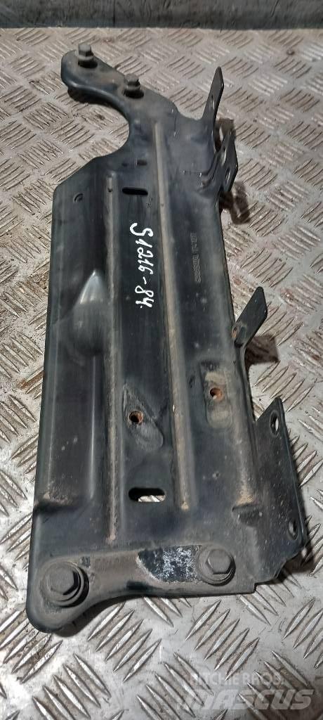 Scania R 440    1741217 Raamid