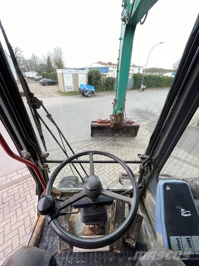 Atlas 1504 Ratasekskavaatorid