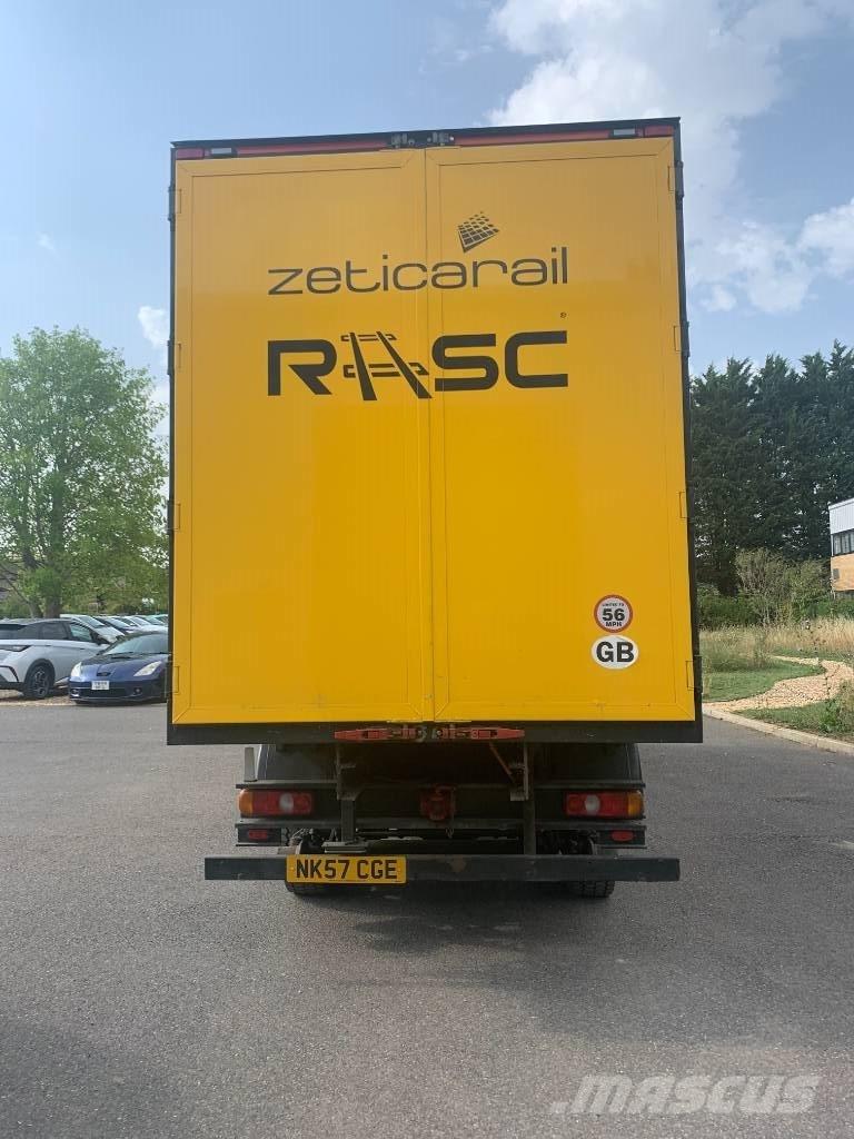 Mitsubishi Canter Raudteehooldusmasinad