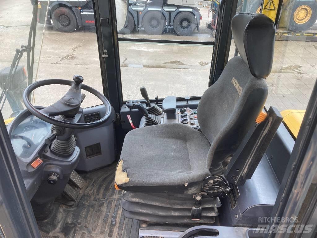 Komatsu WA 250 Rataslaadurid