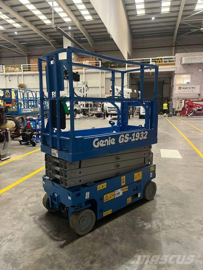 Genie GS 1932 Käärtõstukid