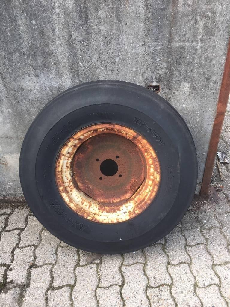 BKT 7.50 R 16 + velg Rehvid, rattad ja veljed