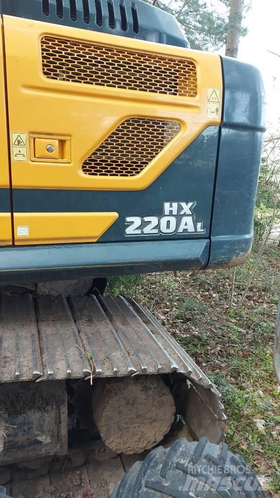 Hyundai HX220AL Roomikekskavaatorid
