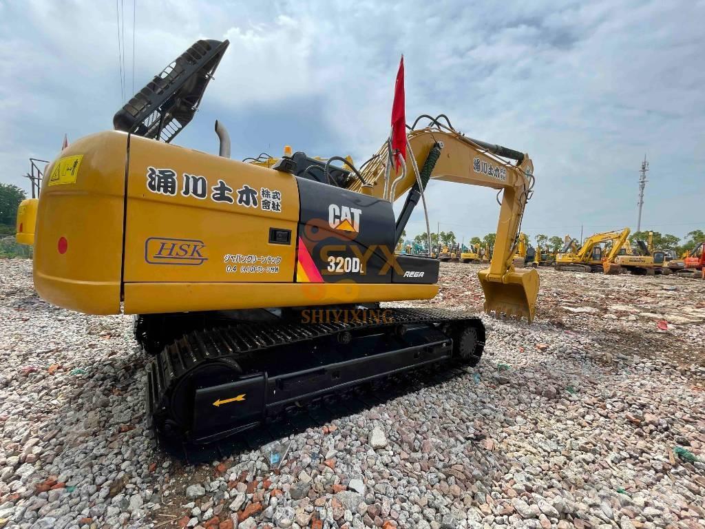 CAT 320 D GC Roomikekskavaatorid