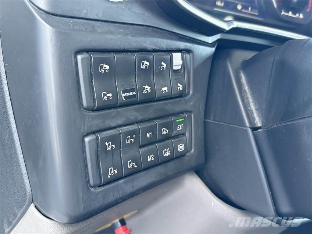 Scania R650 8x4 Raamautod