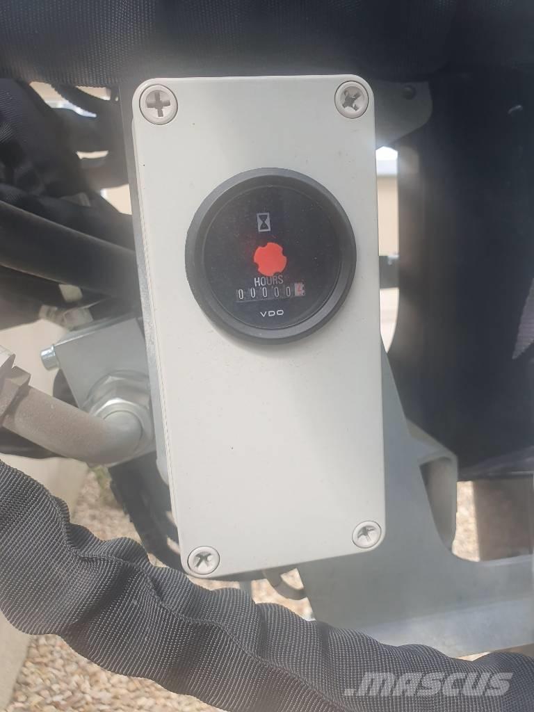 Kesla 2217ZT Metsaekskavaatorid