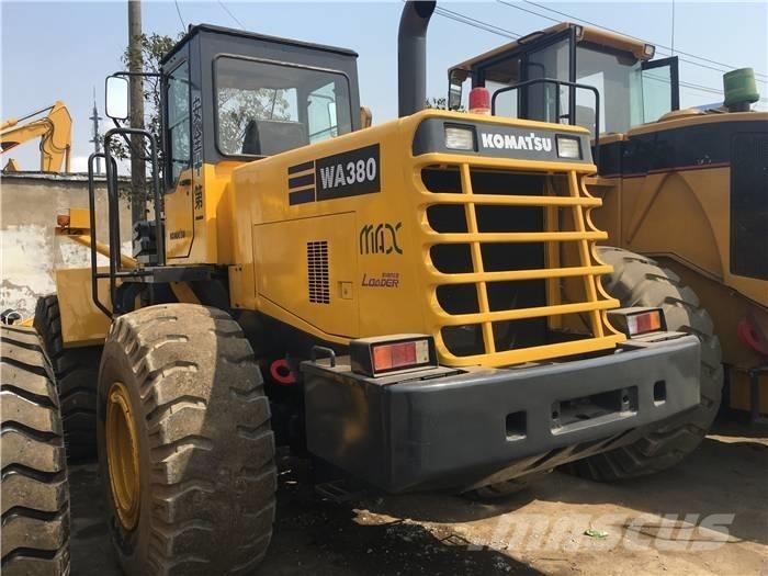 Komatsu WA 380-3 Rataslaadurid