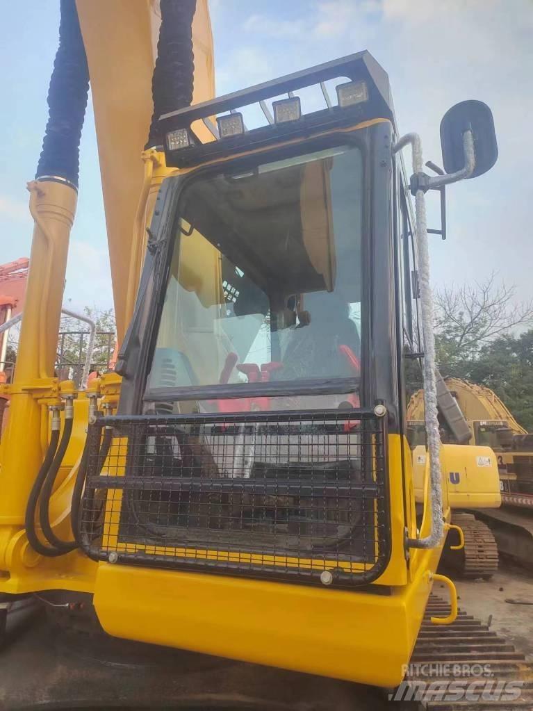 Komatsu PC 400-7 Roomikekskavaatorid
