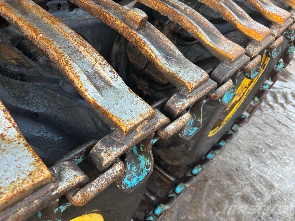 John Deere 1270 E Harvesterid