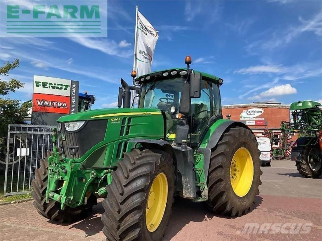 John Deere 6250 r Traktorid
