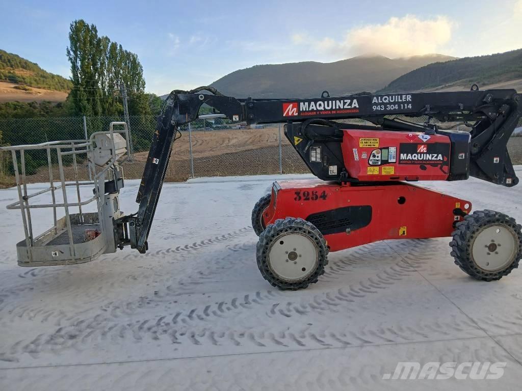 Manitou ManGo 12 Iseliikuvad poomtõstukid