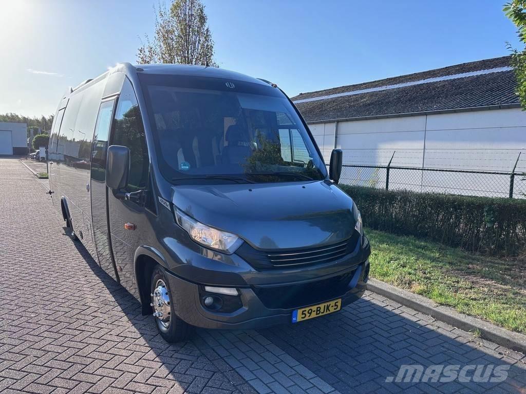 Iveco UNVI Compa Kaugsõidubussid