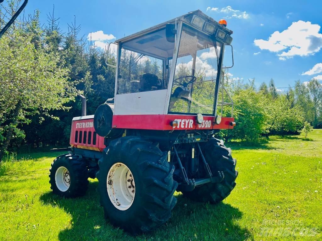 Steyr 8320 Silokombainid