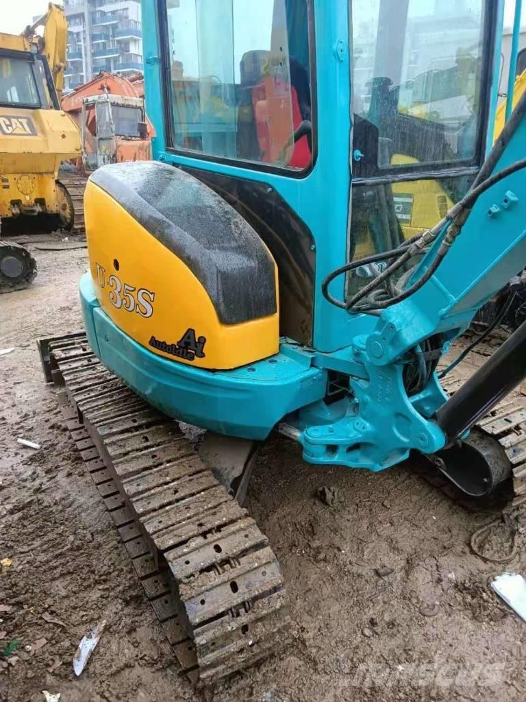 Kubota U30 Miniekskavaatorid < 7 t