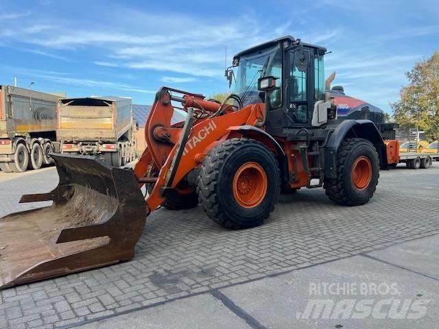 Hitachi ZW 180-6 Rataslaadurid