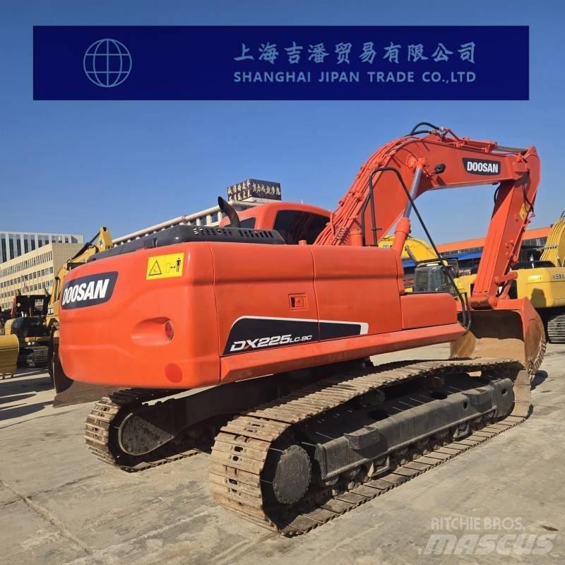 Doosan DX 225 RB Roomikekskavaatorid