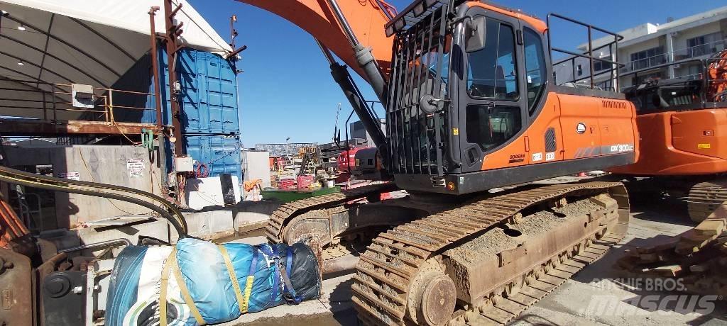 Doosan DX 300 LC Roomikekskavaatorid