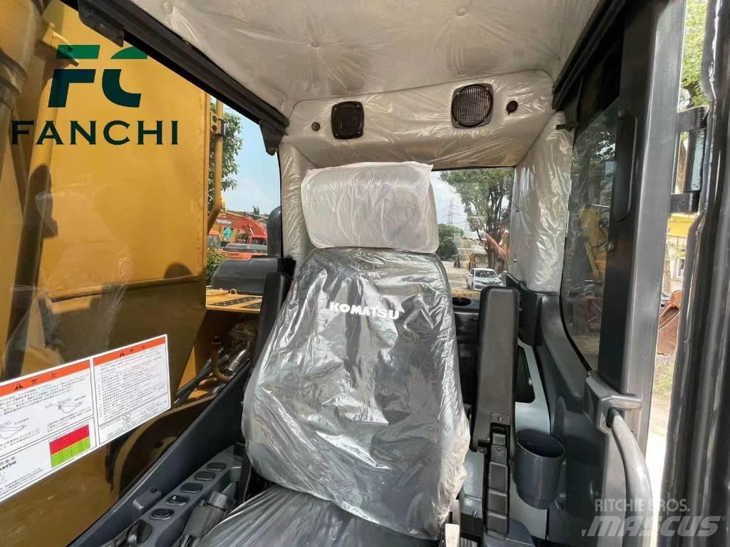 Komatsu PC 200-6 Väikeekskavaatorid 7t-12t