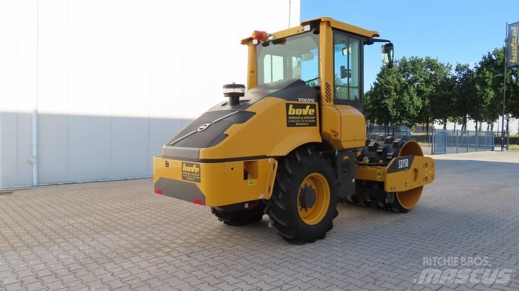 Volvo SD 75 B Ühe trumliga rullid