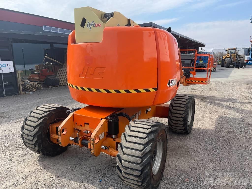 JLG 450 AJ Bomlift Iseliikuvad poomtõstukid