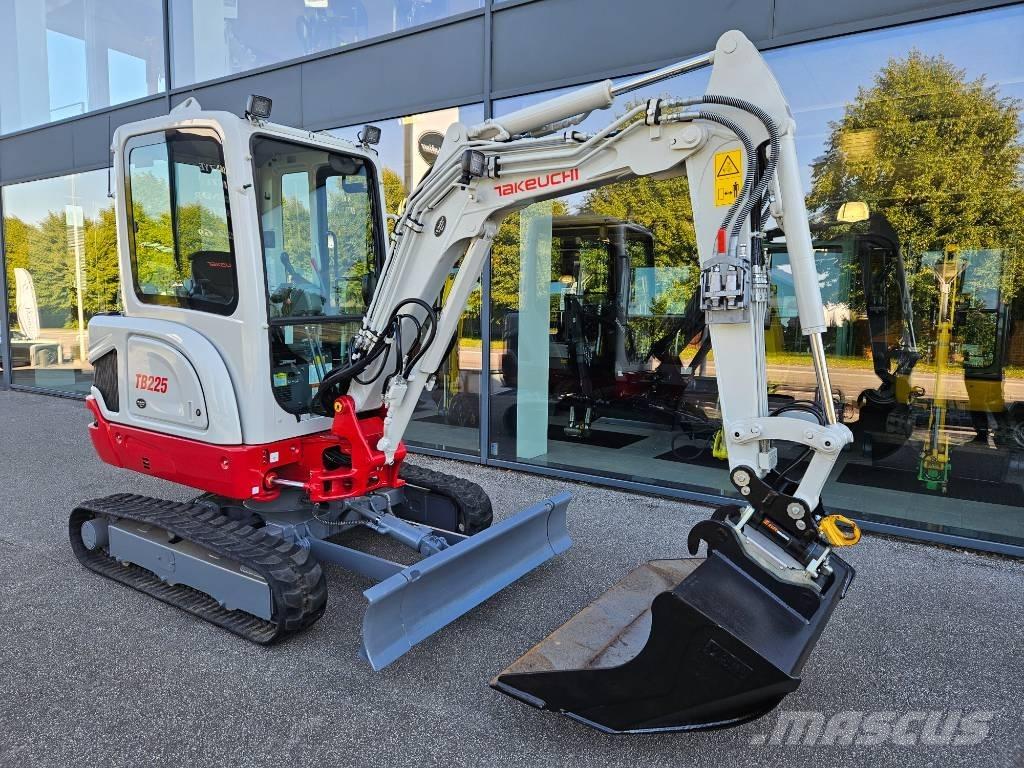 Takeuchi TB 225 Miniekskavaatorid < 7 t