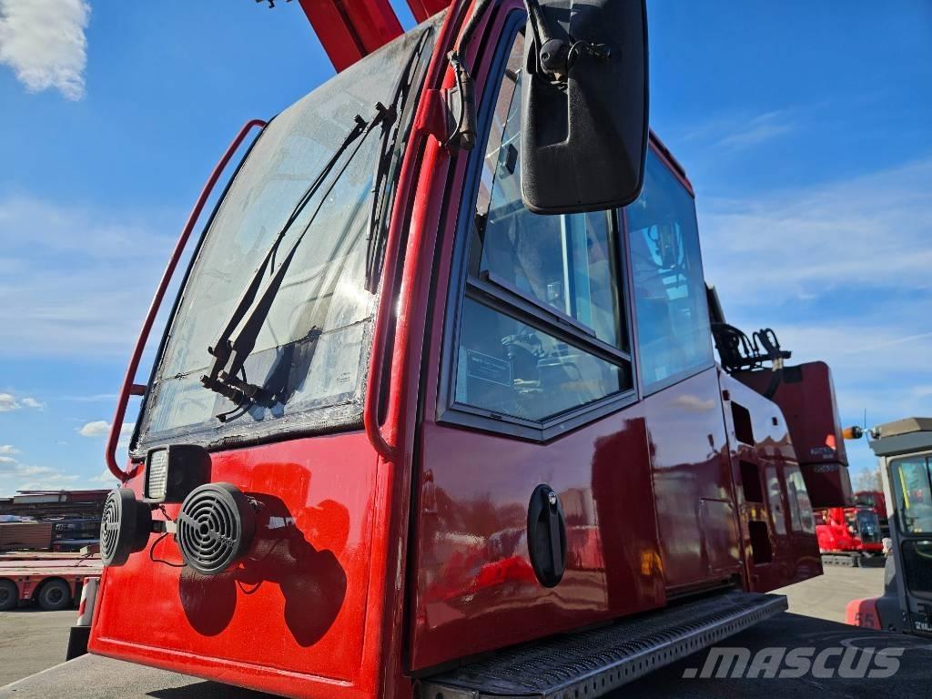 Terex Demag AC 40-1 Maastikutõstukid