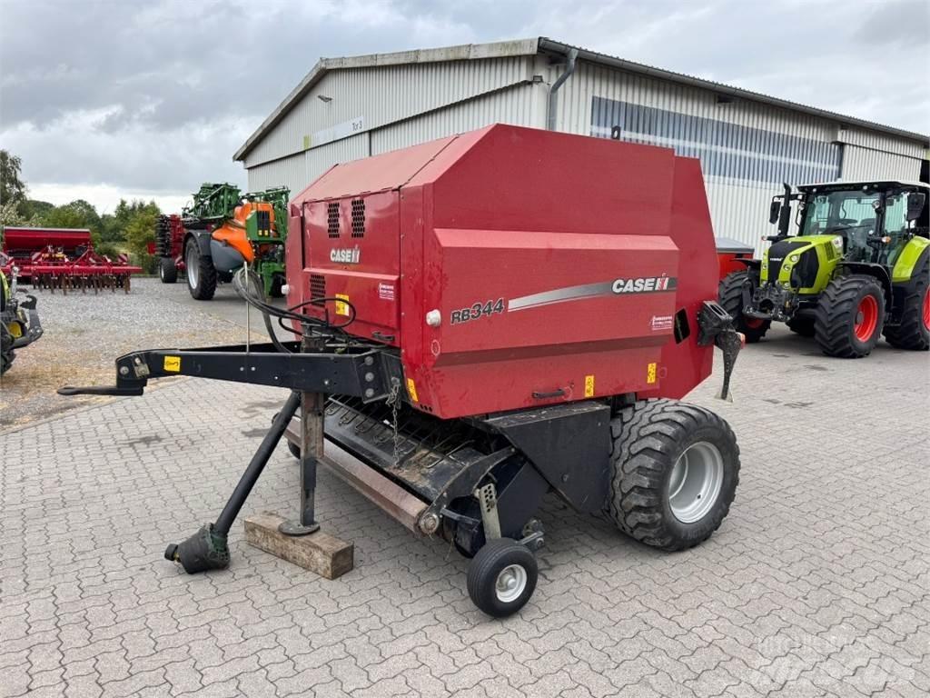 Case IH RB 344 Ruloonpressid